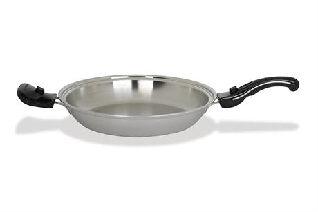 11 in. (27.9cm) Stainless Steel Skillet with Cover – LCS Cooks